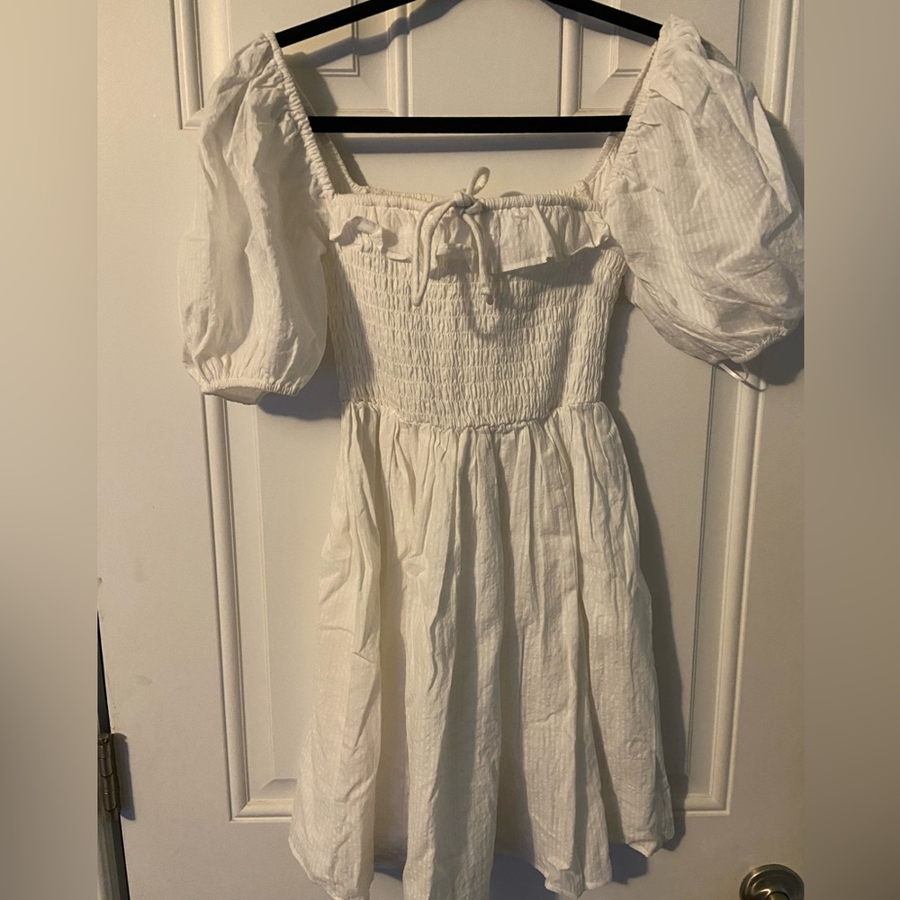 Sweet Abercrombie dress. Worn once.